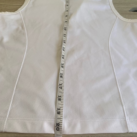 Vintage Nike Womens White Sleeveless Collar Crop Style Top Size Small - Picture 5 of 6